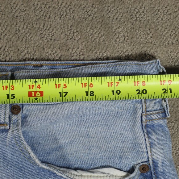 Levi's 501 Light Blue Faded Jeans 40x30 - Picture 9 of 11